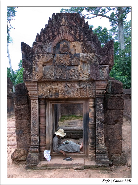 2006 - 07 - Temple angkor - Bantea Srey 29